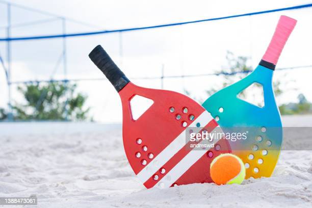 Raquetes de beach tennis para jogadores com jogo de rede agressivo